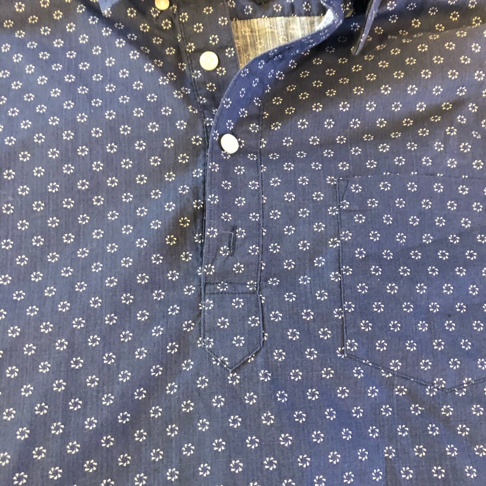 Men’s J crew quarter button casual dress shirt - Picture 4 of 6
